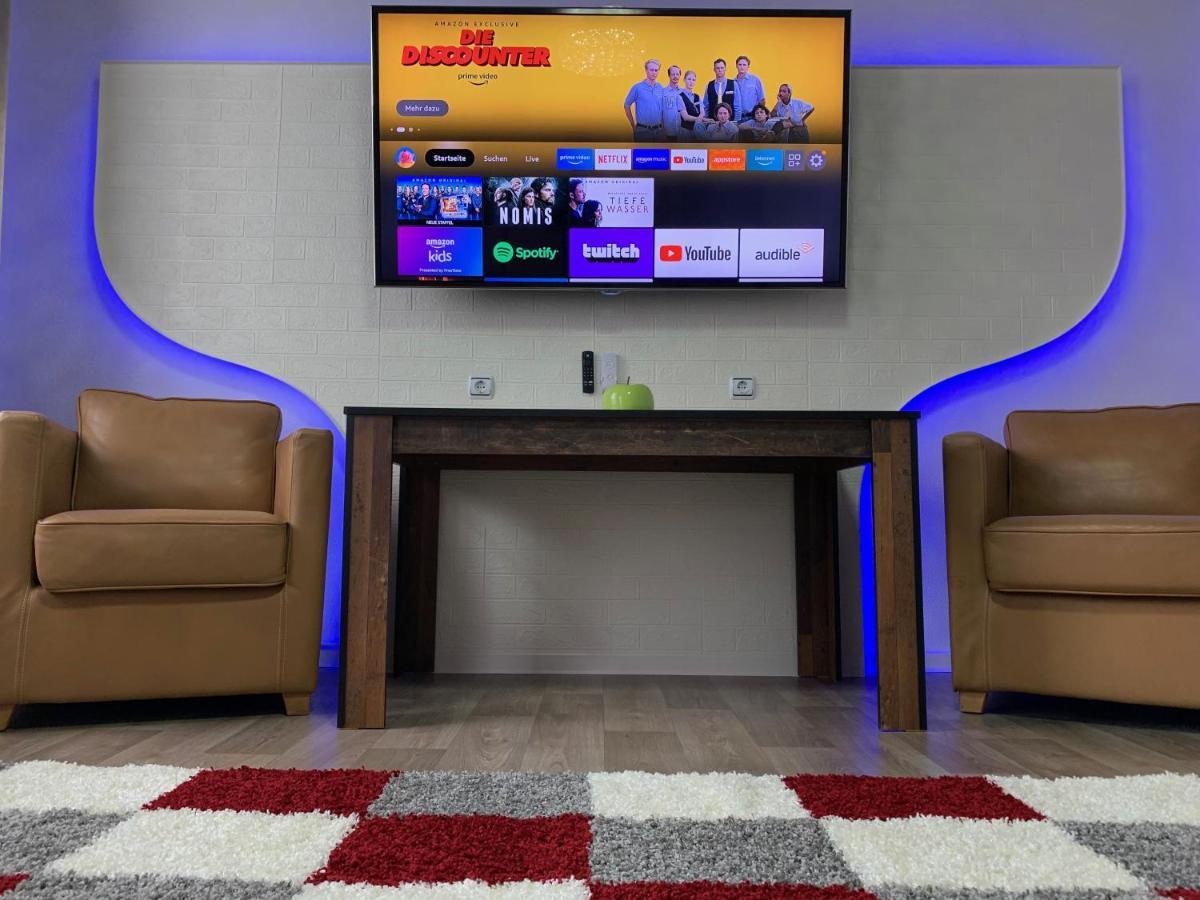Gold Suite: Elbe Riverside Retreat With Netflix And E-bike Station *