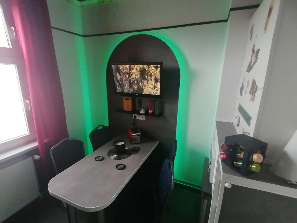 Apartment Gold Suite: Elbe Riverside Retreat With Netflix And E-bike Station *